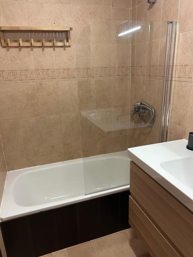 Apartamento Proximo Al Centro De 2 Dormitorios Con Piscina. Sevilha Exterior foto