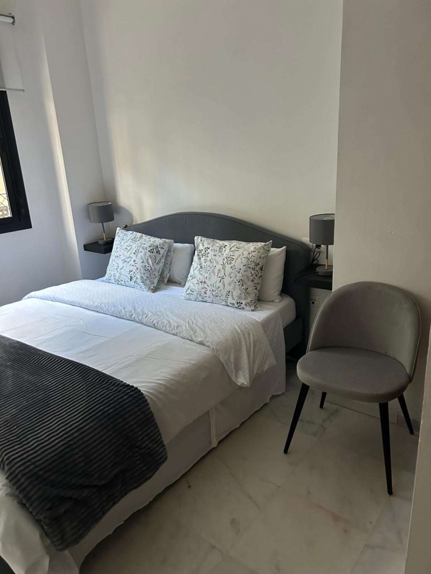 Apartamento Proximo Al Centro De 2 Dormitorios Con Piscina. Sevilha Exterior foto